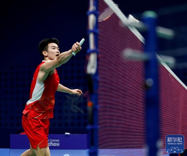 尤其对阵小 尤其对阵小