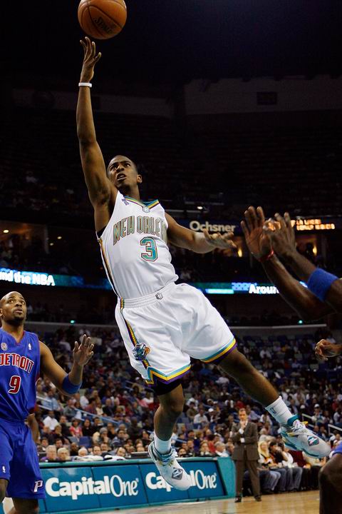 从后场出球 从后场出球