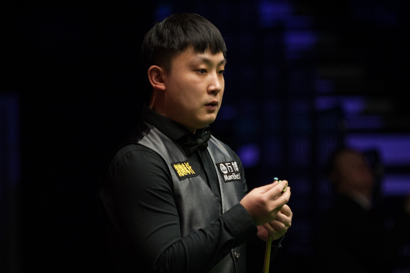 单脚下蹲控 单脚下蹲控