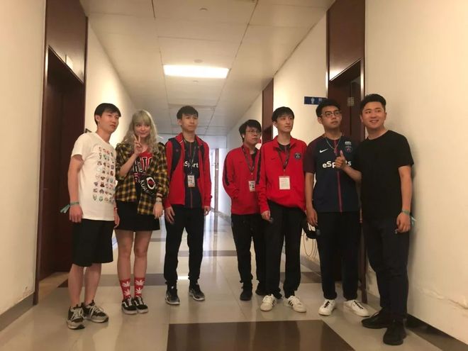 一是拿到弃 一是拿到弃